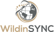 Logo von WildinSYNC, zeigt eine stilisierte Weltkugel mit einem DNA-Strang und dem Schriftzug 'WildinSYNC' in zwei Farben.